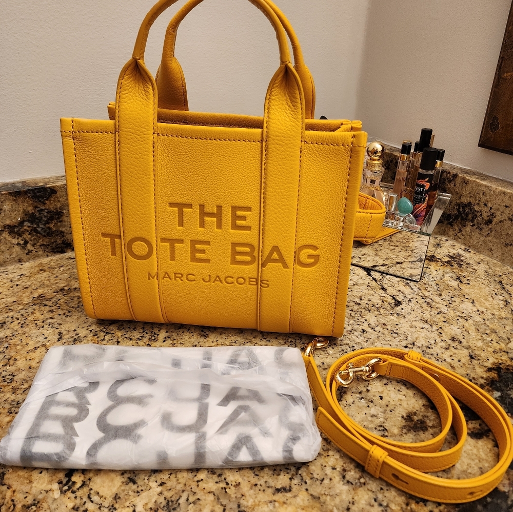 Marc Jacobs The Tote Bag Mini Artisan Gold